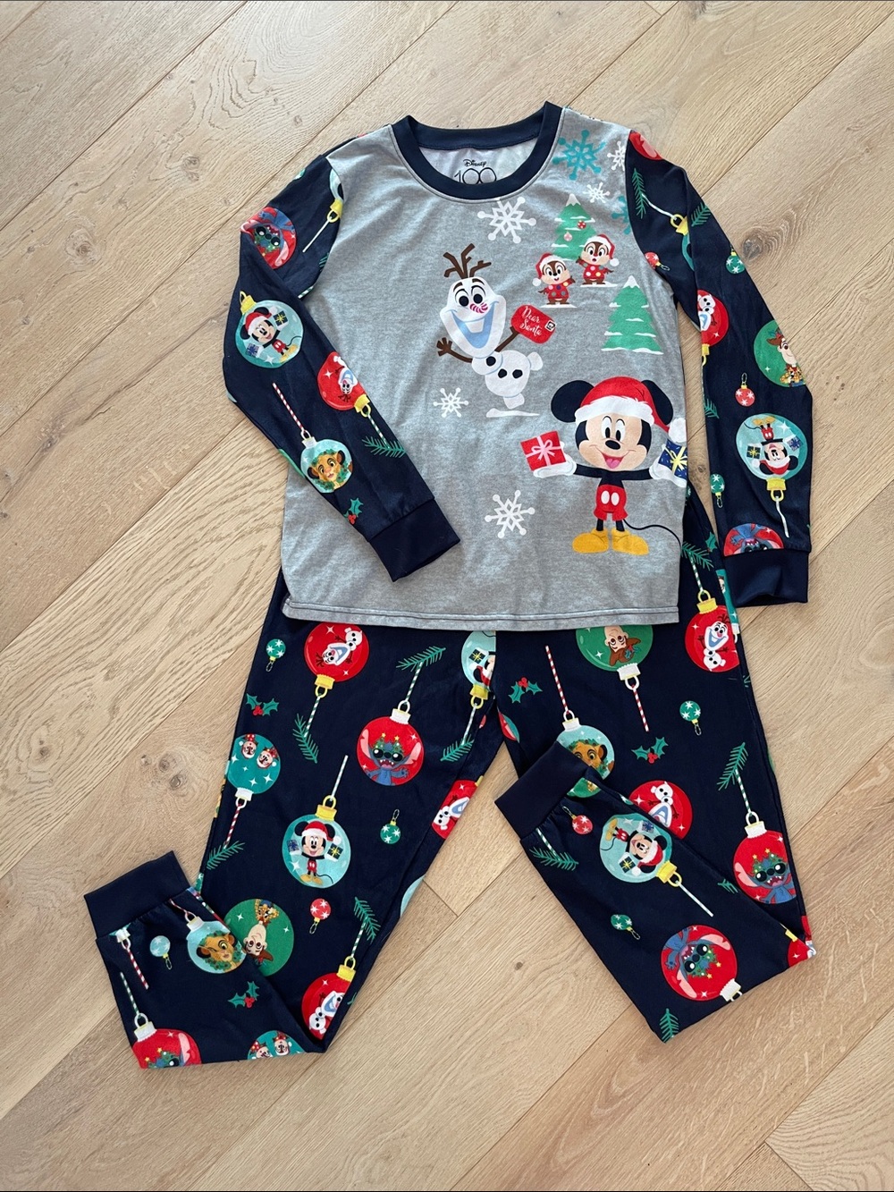 DISNEY PIXAR 100 Mickey & Friends Holiday Pajama Set - Navy, Grey, Red, Green S